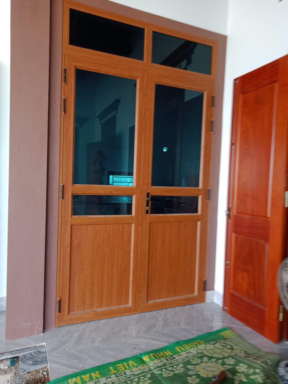 làm nhôm kính tại tphcm